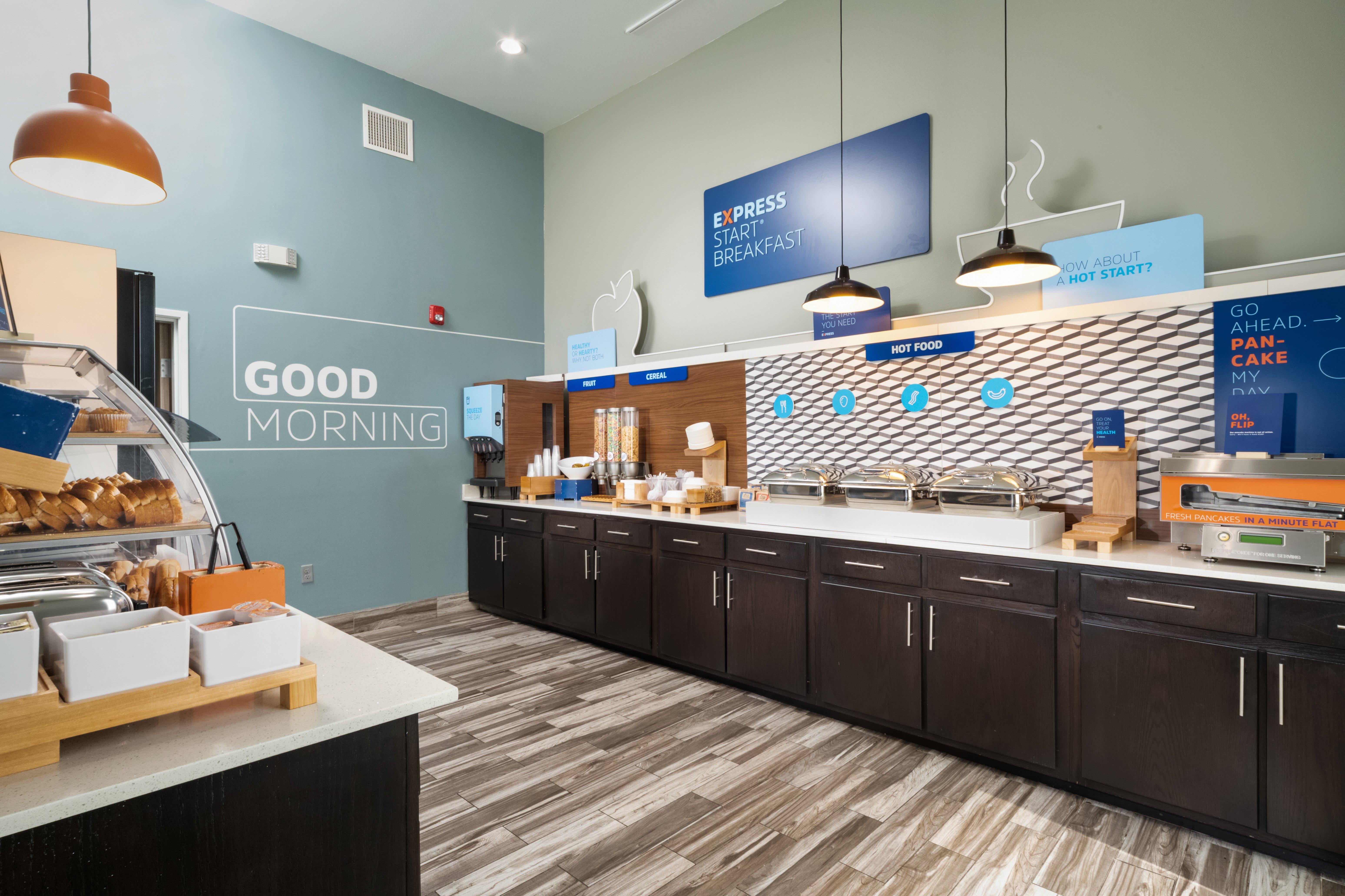 Hotel Express & Arpt Elvis Presley Blv By Ihg Memphis