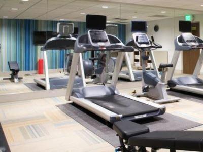 Express & Arpt Elvis Presley Blv By Ihg Hotel Memphis
